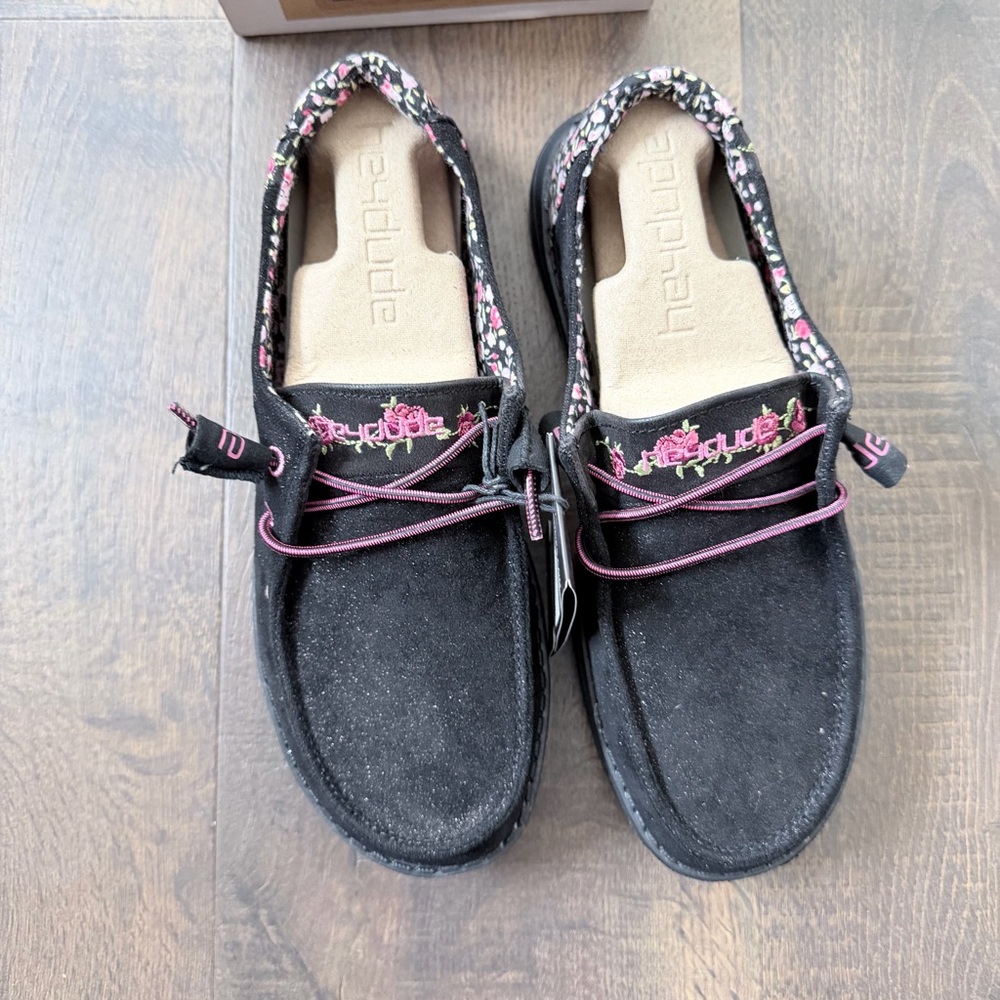 NWT Hey Dude Wendy | Inked Rose | Size: 7 - Picture 4 of 11